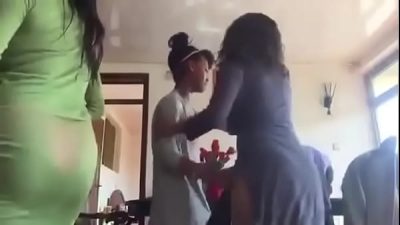 sexy ethiopian girls dancing