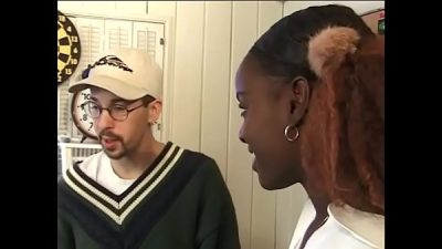 African teen doesn’t like to date classmates but she loves her boyfriends big cocks