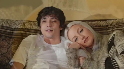 Bigbutt MILF fucked by little guy for cum in mouth